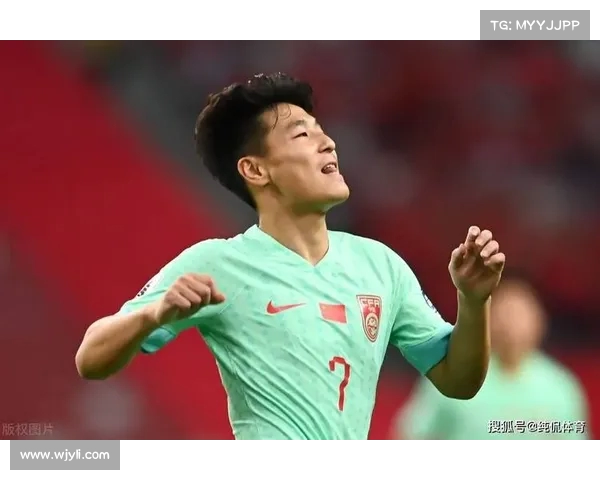 武磊更衣室激励队友:放开踢,尽全力不留遗憾(武磊壮了) 武磊更衣室激励队友:放开踢,尽全力不留遗憾(武磊壮了)