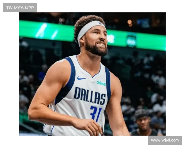 老马丁直言克莱表现差强人意,勇士赚得远少于预期(马丁克莱恩服饰) 老马丁直言克莱表现差强人意,勇士赚得远少于预期(马丁克莱恩服饰)