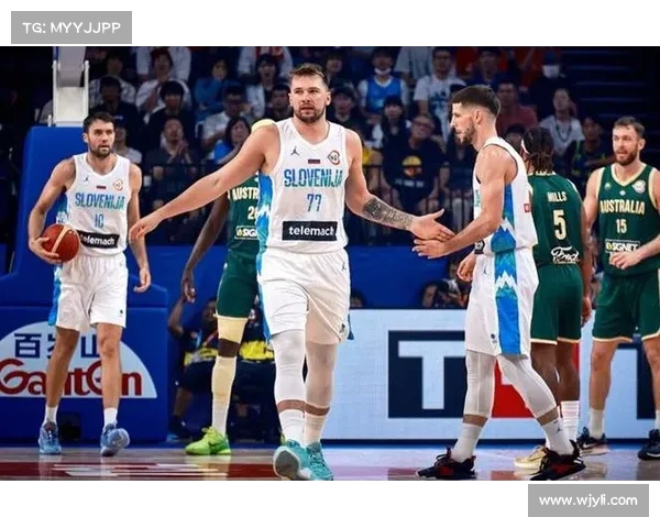 FIBA官方晒图:斯洛文尼亚与拉脱维亚未来之星即将会师NBA总决赛!(2020斯洛文尼亚男篮) FIBA官方晒图:斯洛文尼亚与拉脱维亚未来之星即将会师NBA总决赛!(2020斯洛文尼亚男篮)